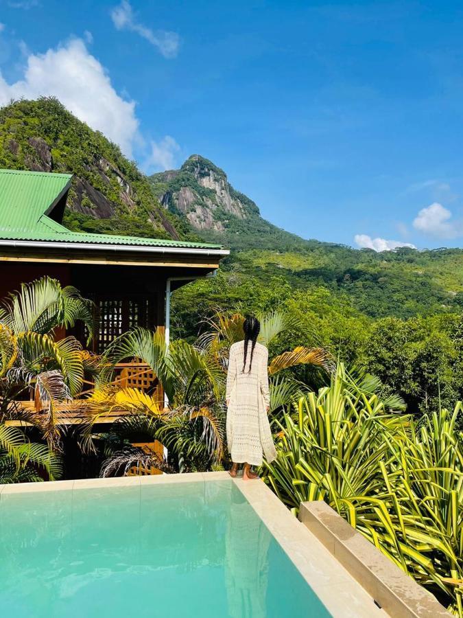 Waterfall Accomodation ポート・グロード エクステリア 写真